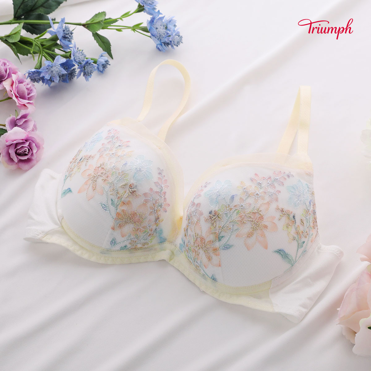 トリンプ Triumph TR597 天使のブラ 魔法のハリ感 ノンワイヤー ブラジャー DE 単品(WH-ホワイト-D65)