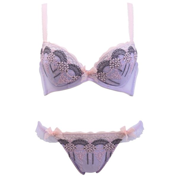 Wレースブラショーツセット 　トリンプとSHIROHATOの共同企画