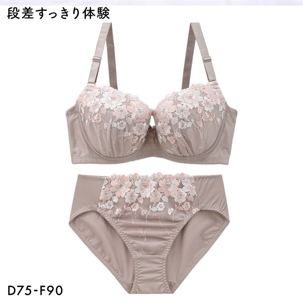 段差すっきり体験 フェミニンフラワー グラマーブラセット DEF75-90 アンダー大きいサイズ ブラジャー ショーツ セット