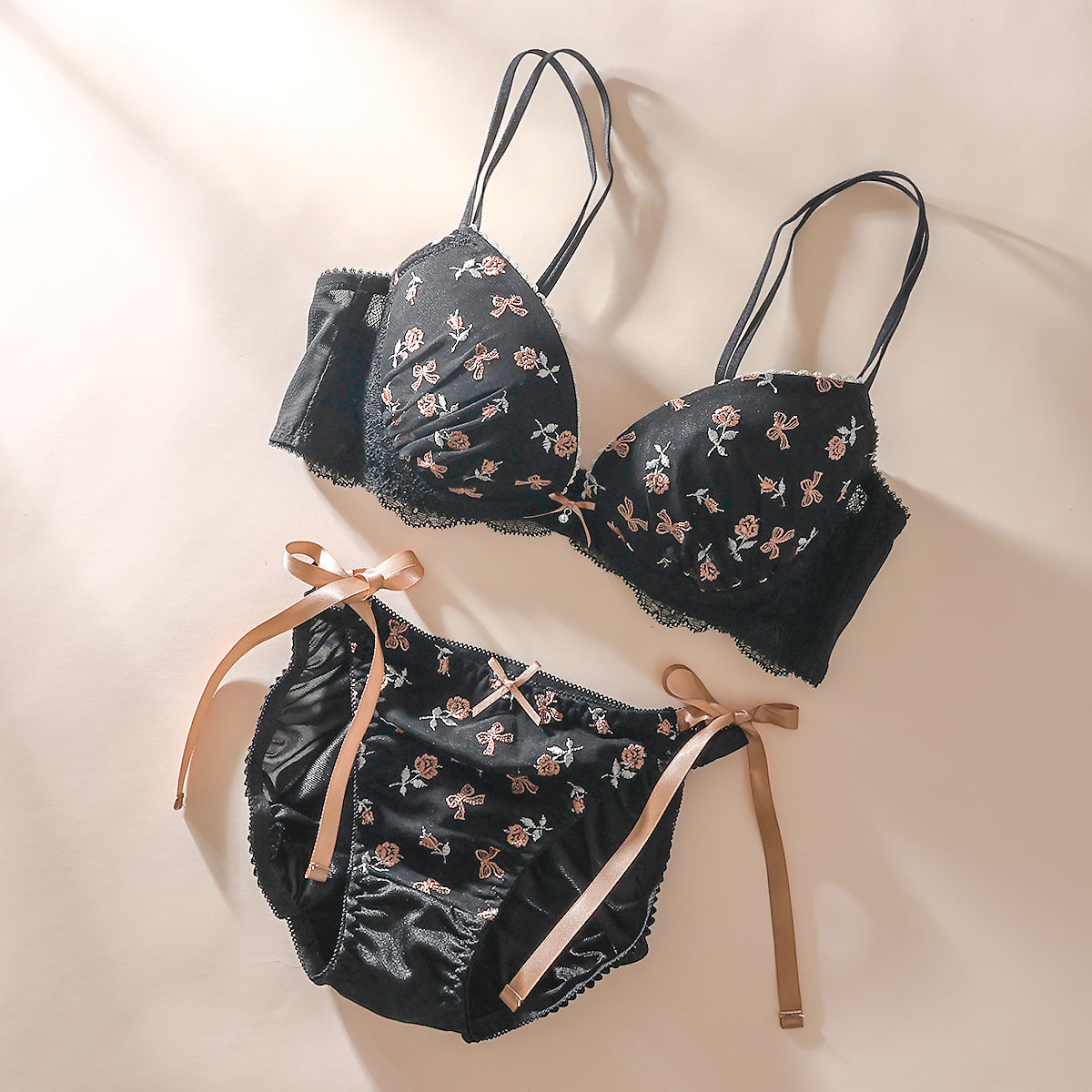 パリーゼ Palissee KOREA collection メルティローズ ブラジャー ショーツ セット 脇高 サイドリボン ABCDEF(BK-ブラック-A70-M)
