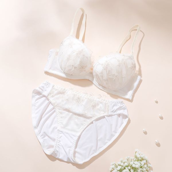 パリーゼ Palissee ペールフローラル ブラジャー ショーツ セット ナイスフィット 花柄ラメ刺繍 ABCDEF