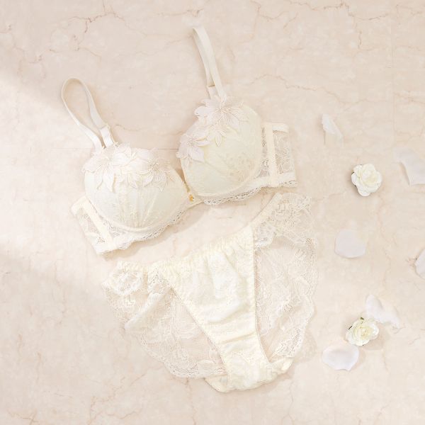 スパークス SPARKS エレガントケミカルフラワー ブラジャー ショーツ セット ABCDEF 脇高 谷間 盛りブラ バックレース