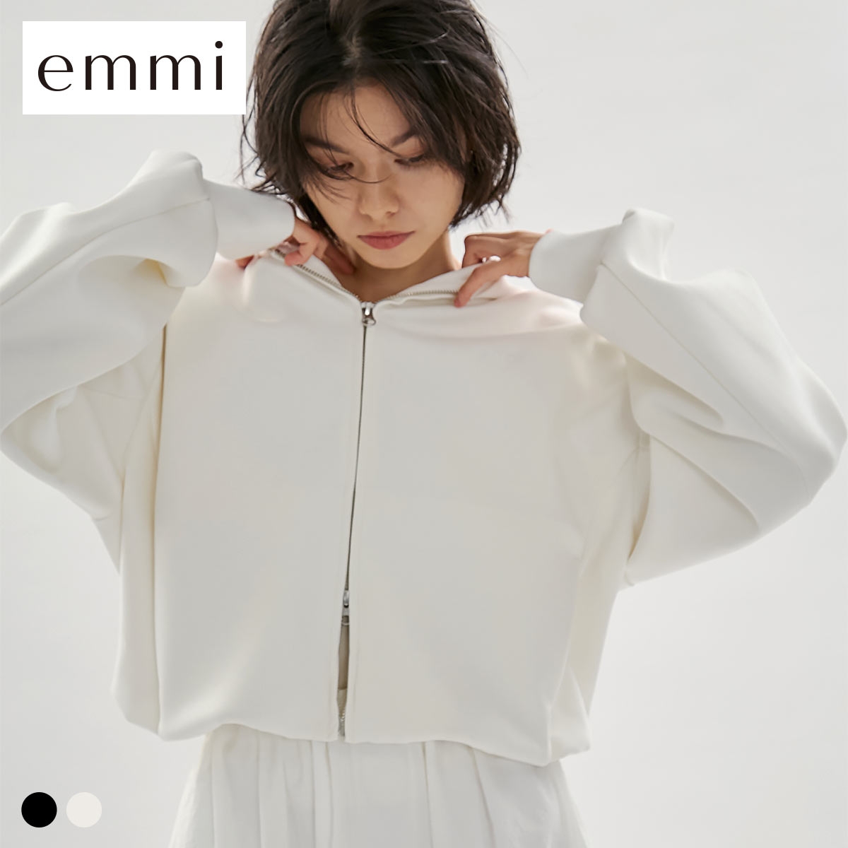 エミ eco emmiロゴジップアップフーディー UVカット emmi(OW-オフホワイト-Free)