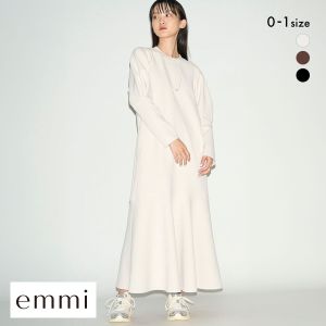 エミ ダンボールボリュームスリーブワンピース emmi