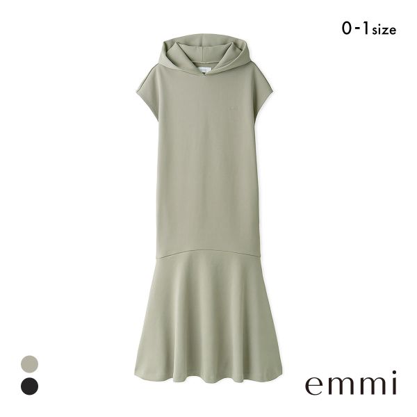 エミ 限定カラー emmiロゴフーディーワンピース emmi