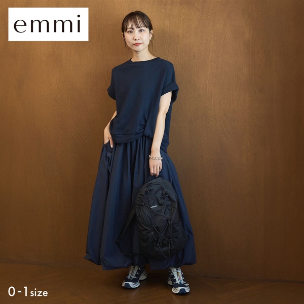 エミ eco 裏毛プルオーバー×撥水バルーンスカートセット emmi