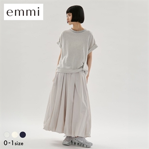 エミ eco 裏毛プルオーバー×撥水バルーンスカートセット emmi