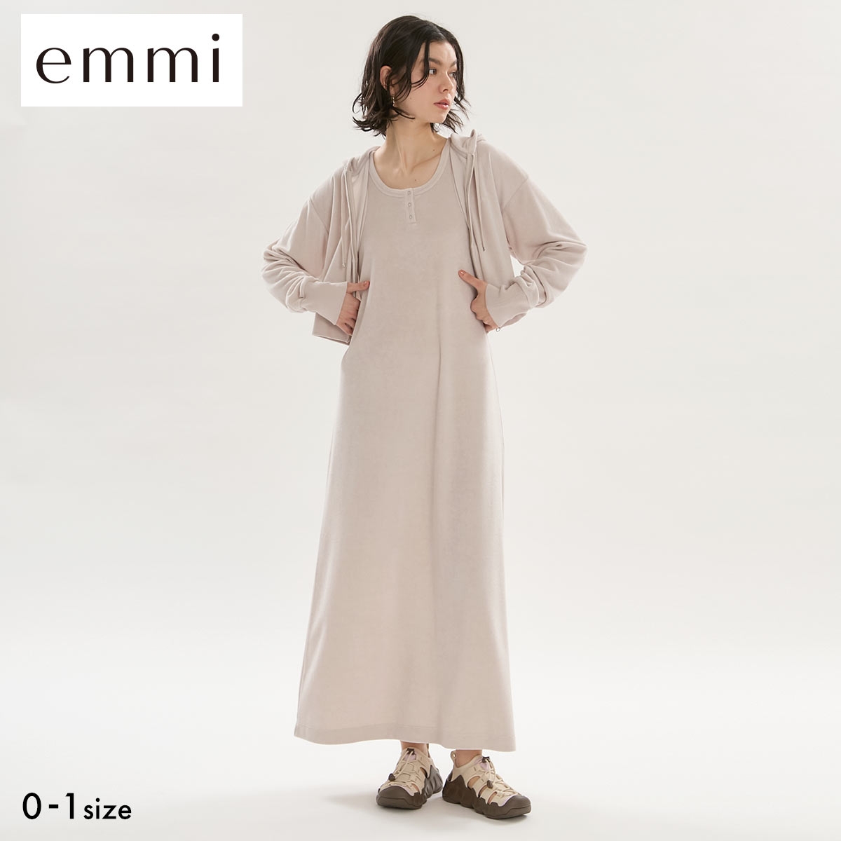 エミ パイルフーディー×ワンピースセット emmi(LBE-薄ベージュ-0)