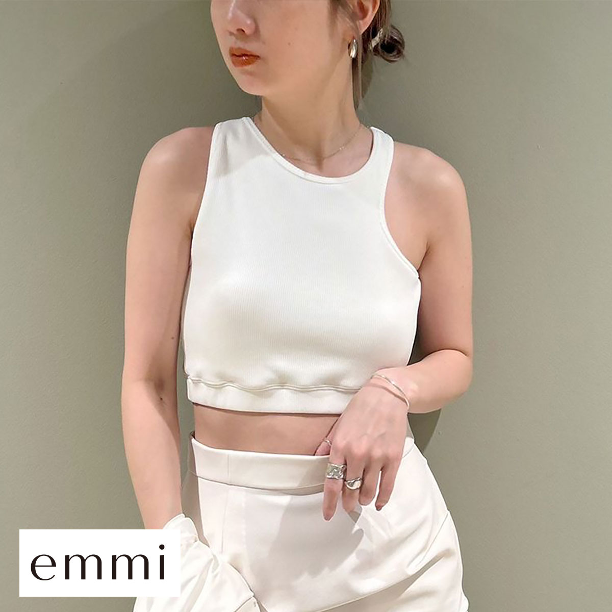 エミ  アシンメトリーブラトップ emmi(WH-ホワイト-Free)