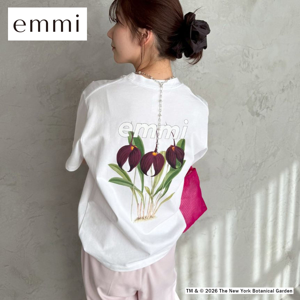 エミ emmi×NYBG グラフィックTシャツ emmi(WH-ホワイト-Free)