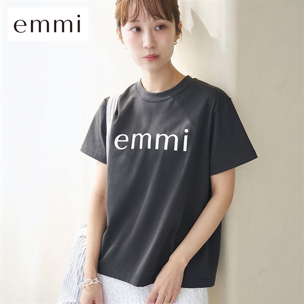 エミ ベーシックemmiロゴTシャツ emmi
