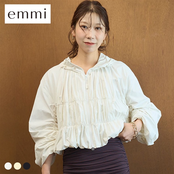 エミ Movique シャーリングブルゾン 撥水 UVカット 接触冷感 emmi