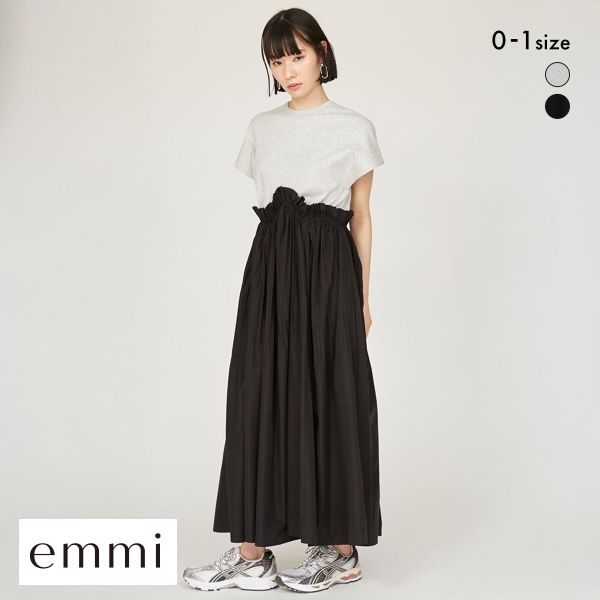 エミ カットドッキングプリーツワンピース emmi