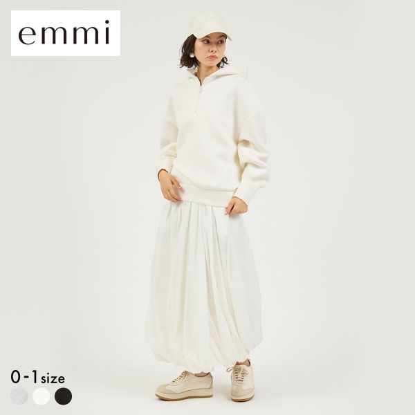 エミ NEW YEARS SPECIAL ITEM ダンボールフーディ×スカートセット emmi