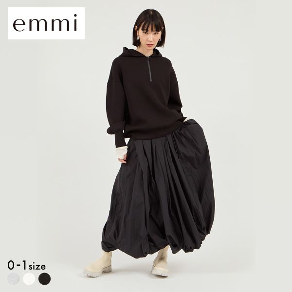 エミ NEW YEARS SPECIAL ITEM ダンボールフーディ×スカートセット emmi