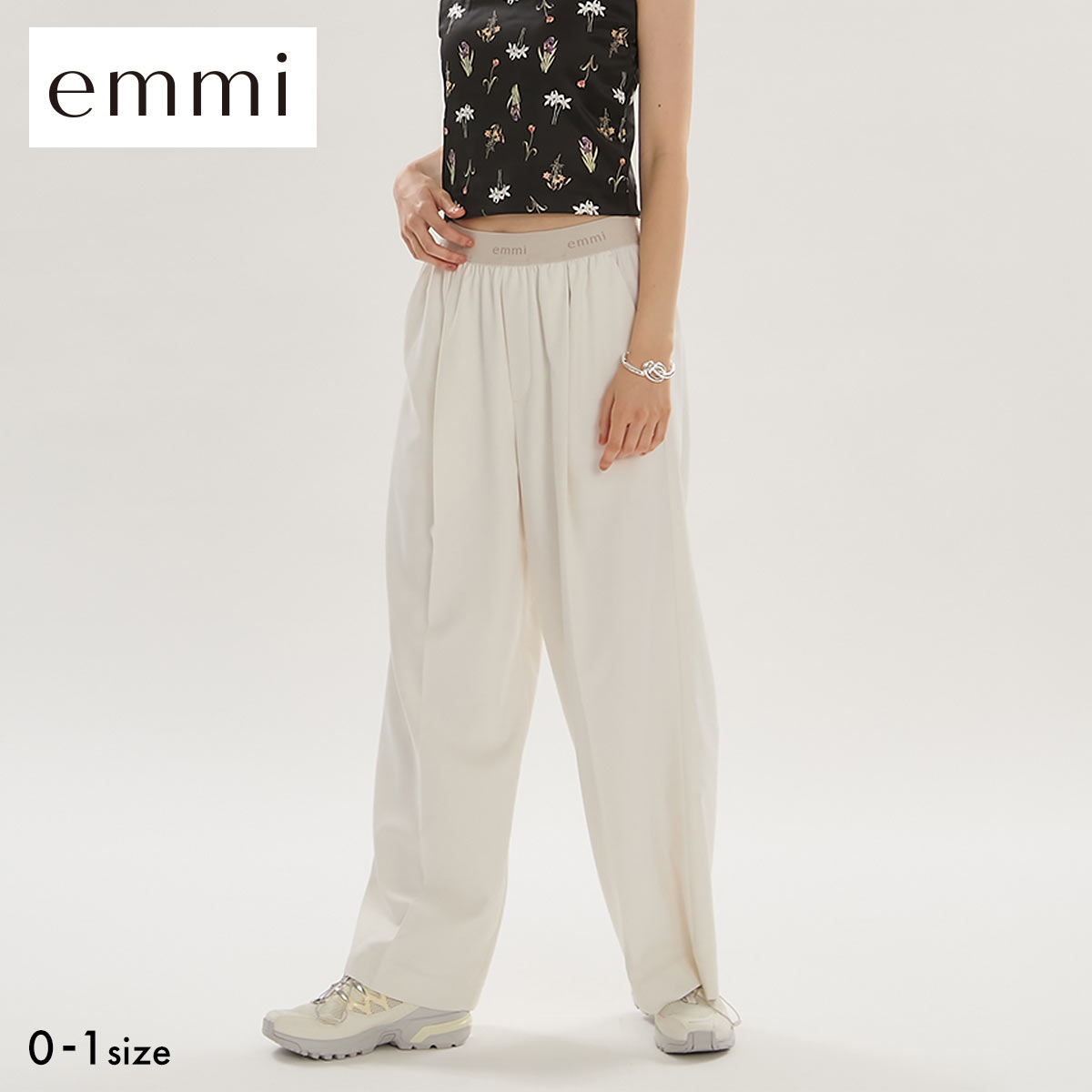 エミ emmiロゴウエストゴムテーパードパンツ emmi(OW-オフホワイト-0)