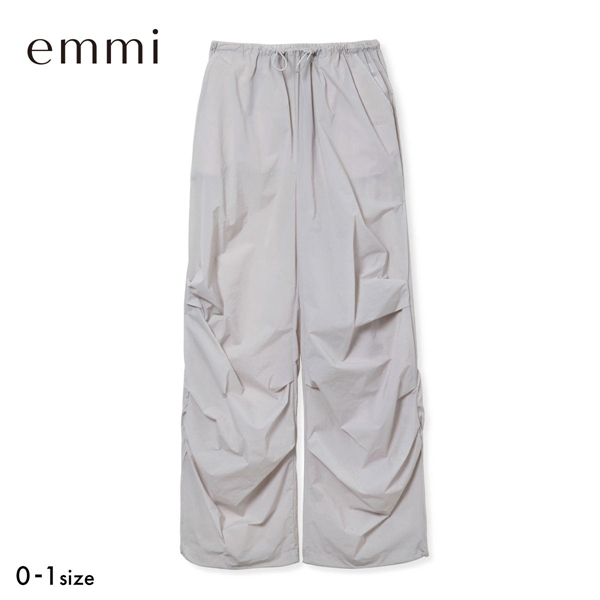 エミ ギャザーディテールナイロンイージーパンツ セットアップ対応 撥水 emmi