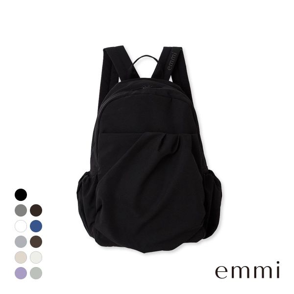 エミ ギャザーボディーバックパック emmi