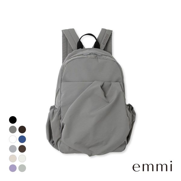 エミ ギャザーボディーバックパック emmi