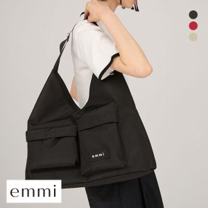 エミ トライアングルショルダーバッグ emmi