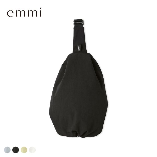 エミ 撥水 クロスボディショルダーバッグ emmi