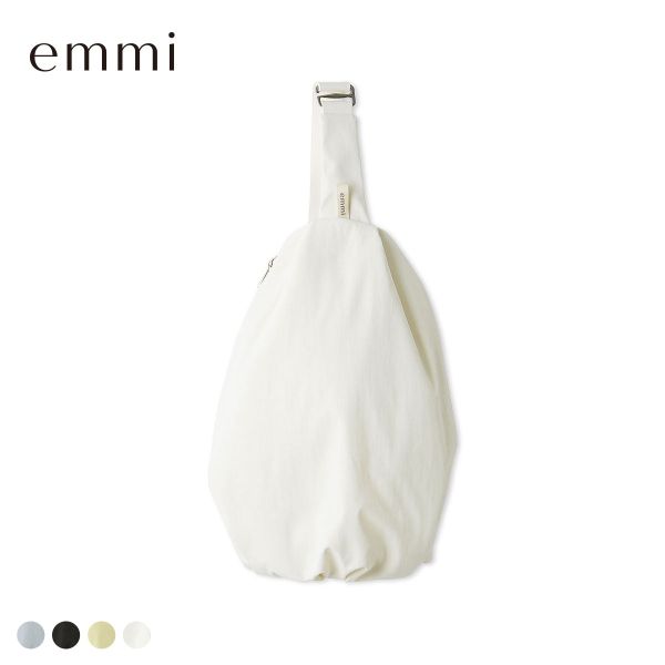 エミ 撥水 クロスボディショルダーバッグ emmi