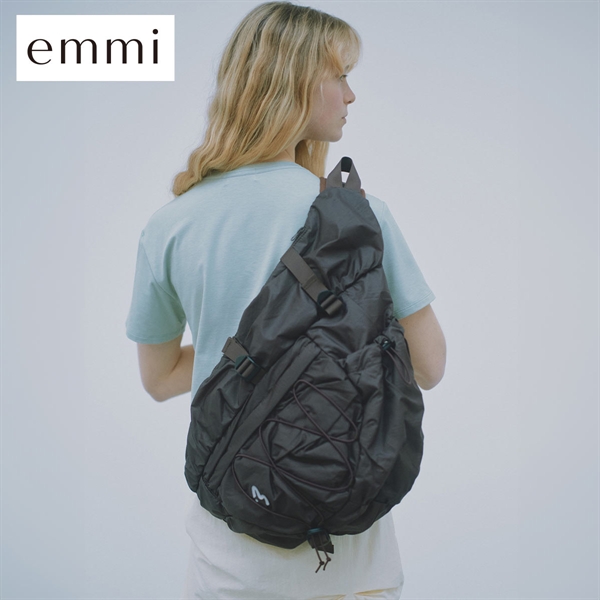 エミ ワンショルダーボディーバッグ emmi