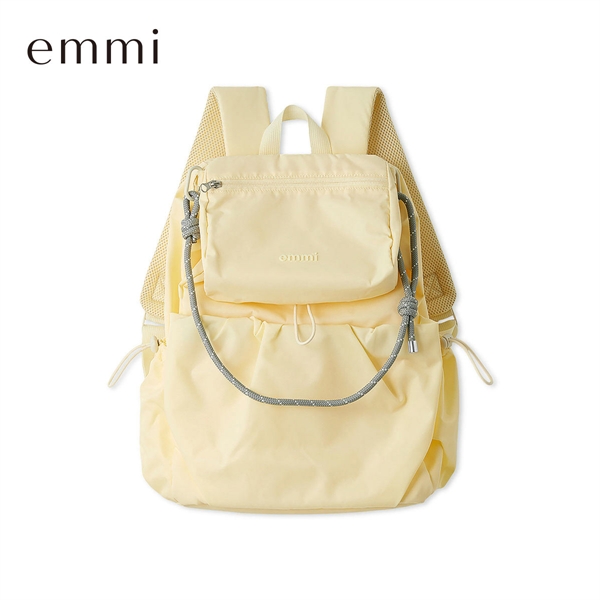 エミ ONLINE限定カラーあり マルチユースバックパック emmi