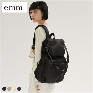 エミ ONLINE限定カラーあり マルチユースバックパック emmi