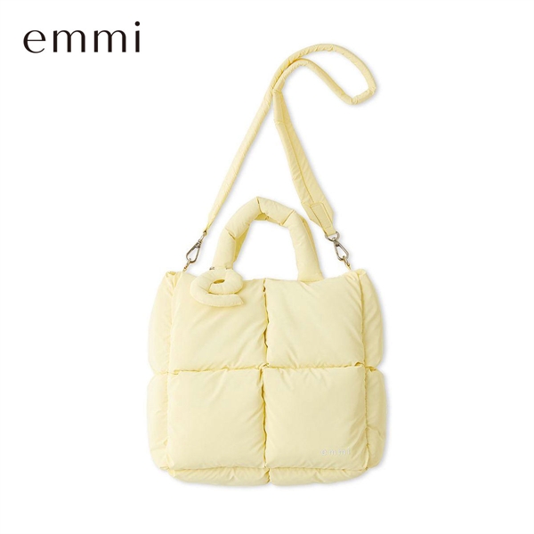 エミ ecoパデットビッグショルダーバッグ emmi