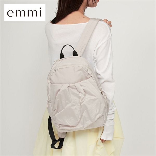 エミ eco ミニギャザーボディーバックパック 撥水 emmi