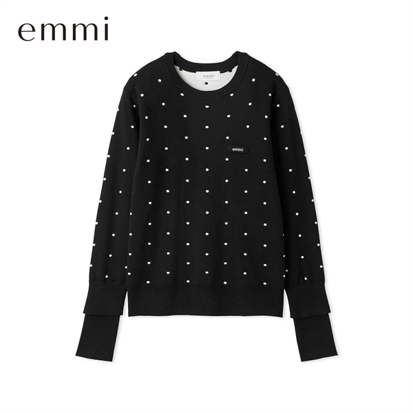 エミ emmiロゴクルーネックプルオーバー emmi