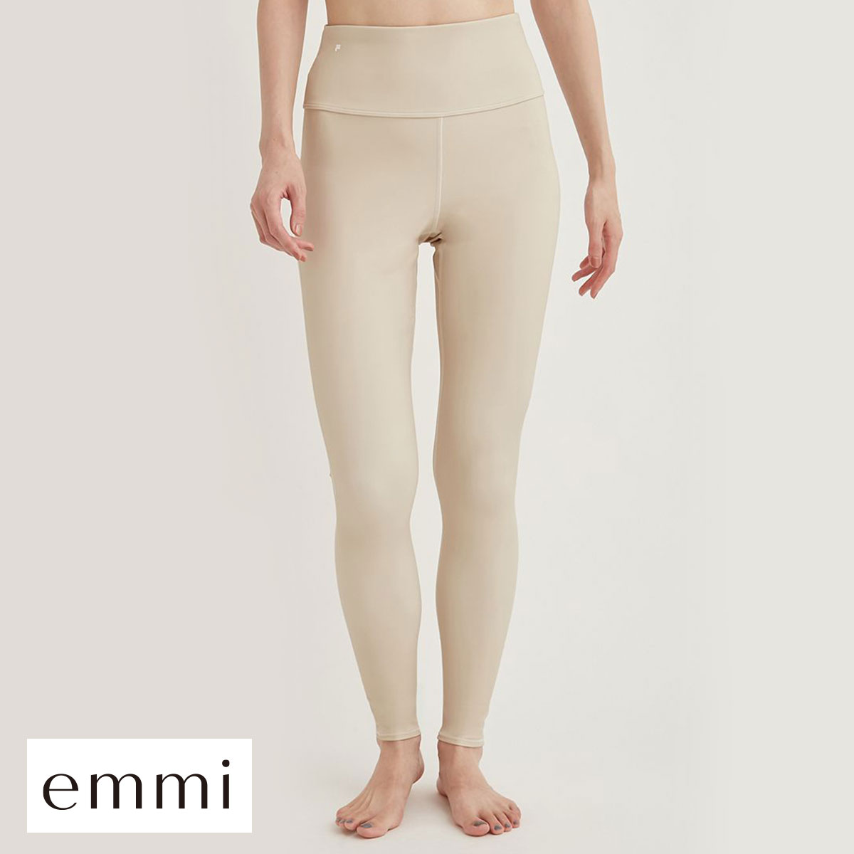 【未使用タグ付き】emmi yoga FILAコラボレギンス  レディース エミ WELLNESS&TRAINING FILAコラボレギンス 単品 スポーツ emmi