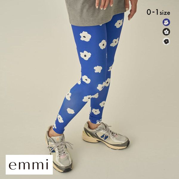 エミ WELLNESS&TRAINING カモミール柄レギンス emmi