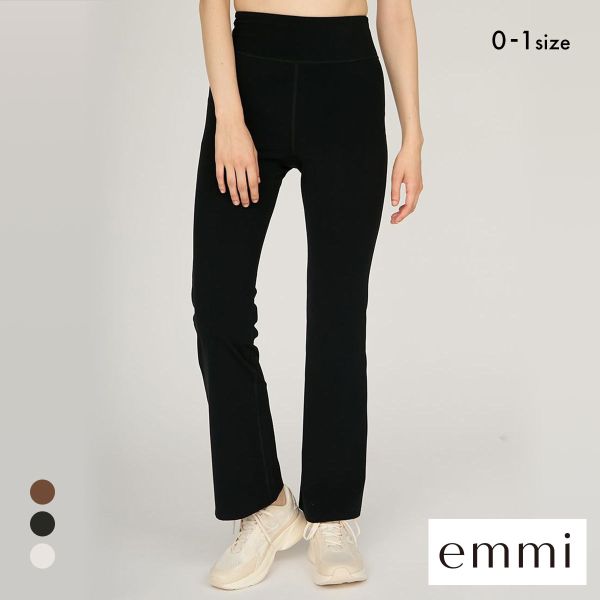 エミ WELLNESS&TRAINING サステナレッチUnity フレアパンツ emmi