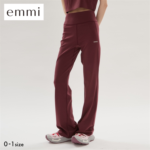 エミ アクティブフレアレギンス emmi