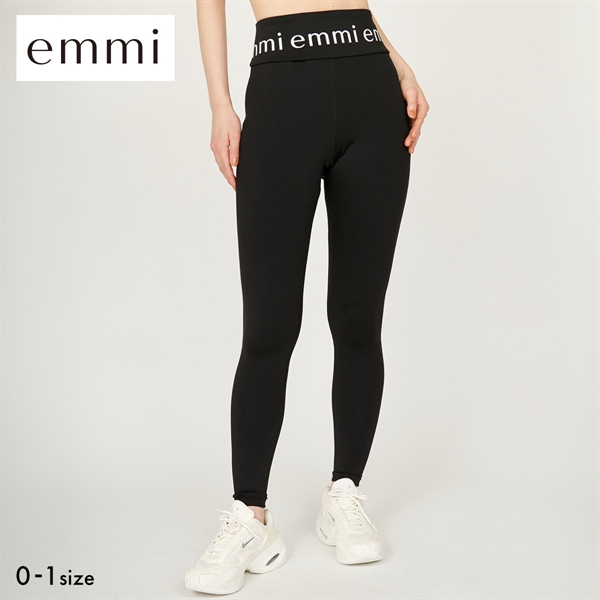 エミ emmiロゴレギンス emmi