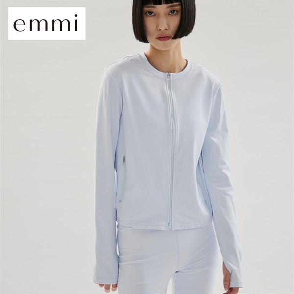 エミ Sustainaretch ジップアップトップス UVカット 接触冷感 emmi サステナレッチ
