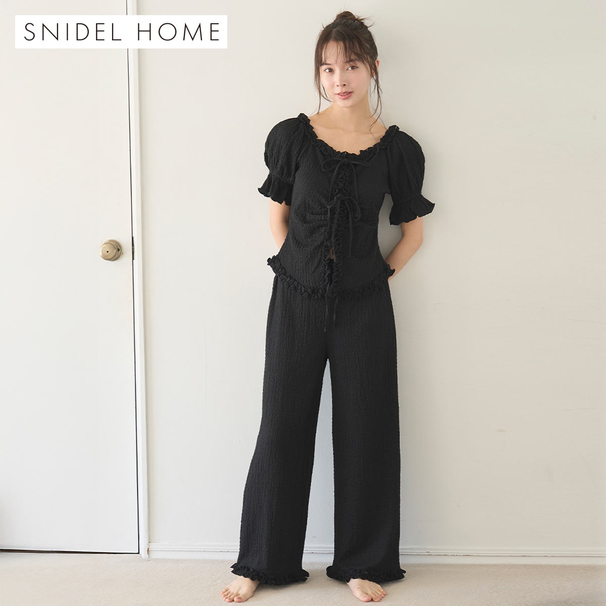 スナイデルホーム カットフリルセットアップ 上下セット パジャマ ルームウェア SNIDEL HOME(BK-ブラック-Free)