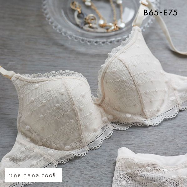 ウンナナクール une nana cool ポルカドットモールド 3/4カップブラジャー 単品