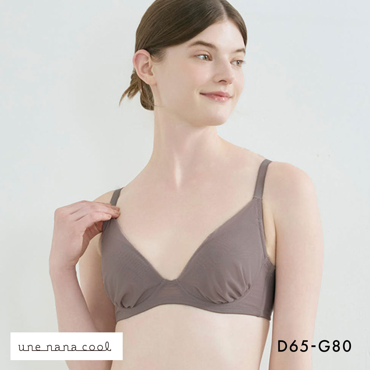 セール中…ミリー・ボビー・ブラウン直筆サイン入り超大型写真… ミリー・ボビー・ブラウン直筆サイン入り超大型写真…Millie