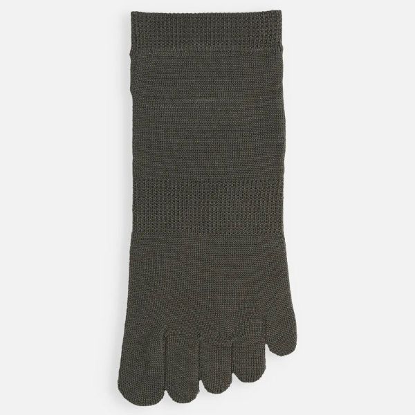 タビオ Tabio LEG LABO シルクの5本指ソックス 靴下 アンクル丈 シルク混 吸放湿 レディース 22.5-24.5cm 日本製