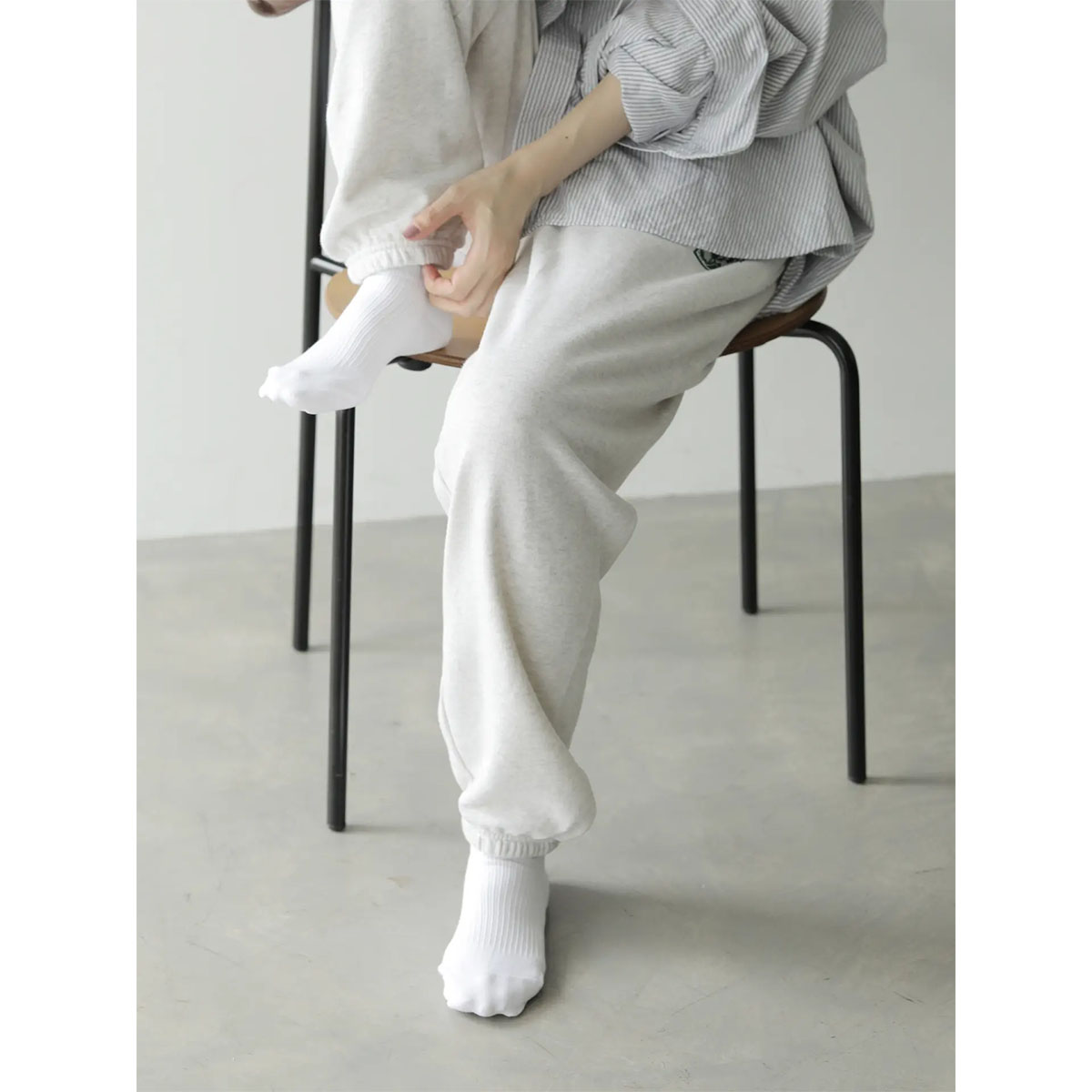 タビオ Tabio LEG LABO 綿着圧ハイソックス 靴下 ぎゅぎゅっと脚ラク 強着圧 日本製(WH-ホワイト-22.5-24.5cm)