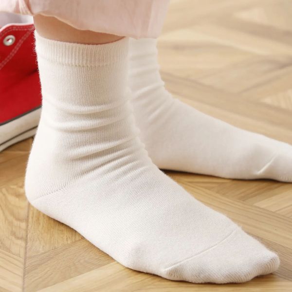 タビオ Tabio オールシーズン履けるカラフルソックス 靴下 定番 レディース 日本製(OW-オフホワイト-22.5-24.5cm)