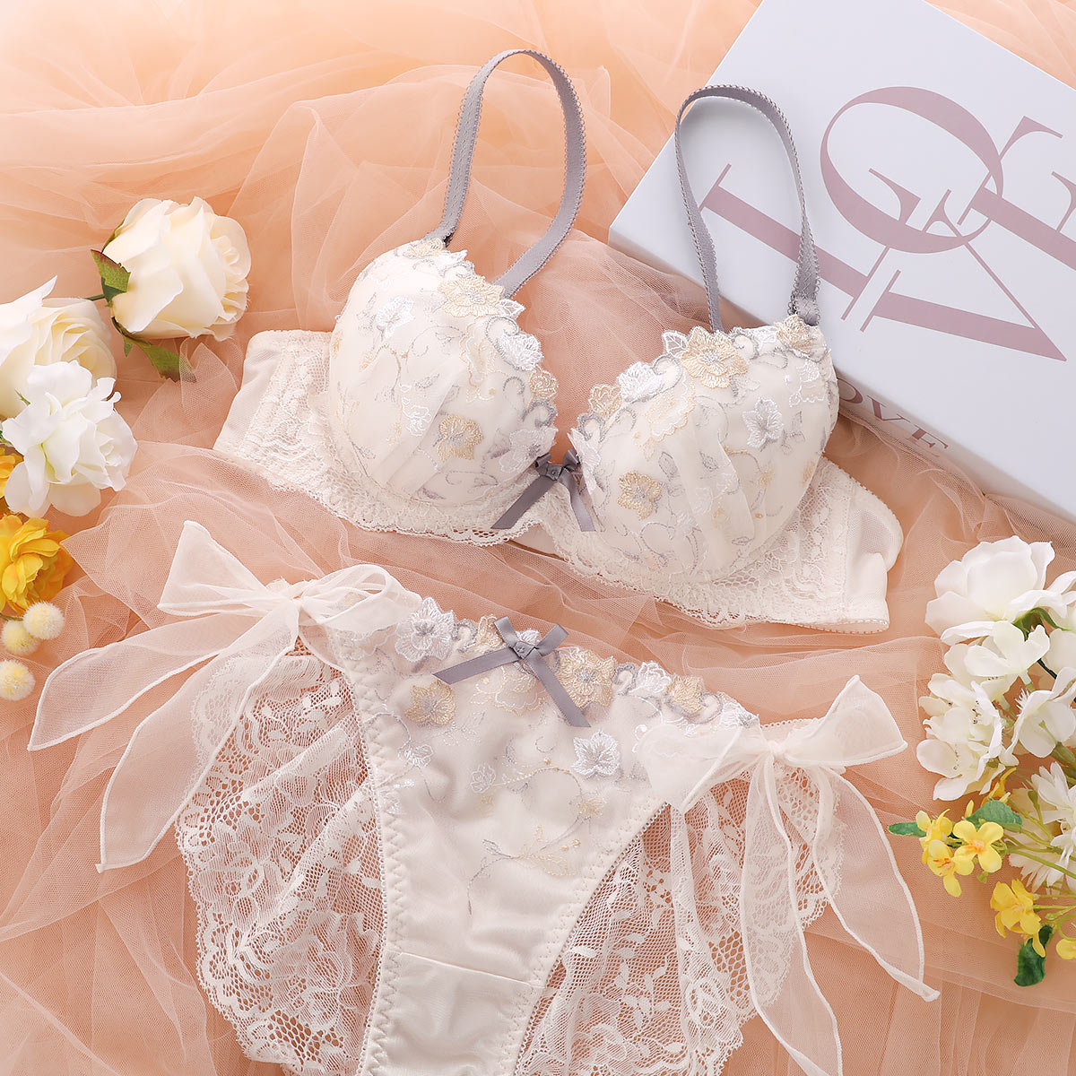 GRANCY シャーリングダメージデザインコットンパンツ　ブラック　S GRANCY カーゴパンツ 「GRANCY」Shirred Damage design Cotton