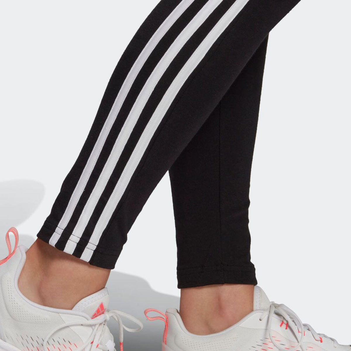 adidas アディダス トレーニングウェア レディース 新品 未使用品 adidasアディカラー デニムレディース アディダス ジャージ